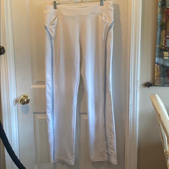 Nike Fit Dry women’s L white activewear track pants - Picture 1 of 6